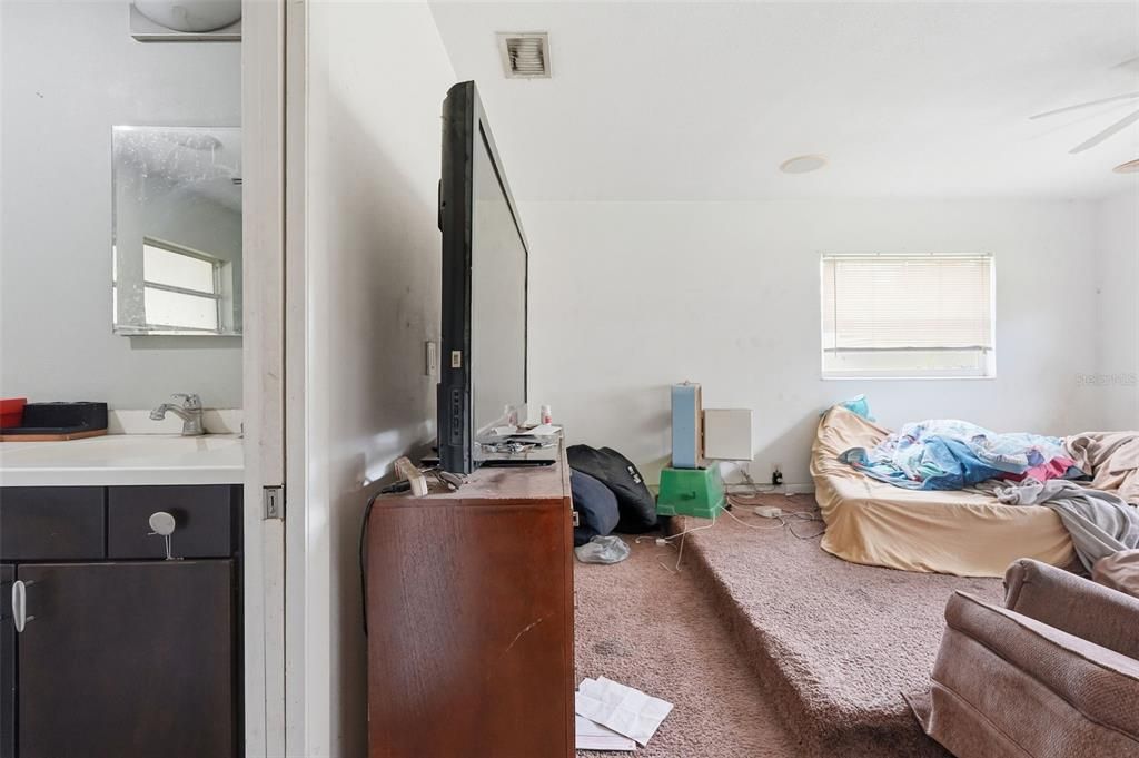 En Venta: $525,000 (2 camas, 1 baños, 1392 Pies cuadrados)