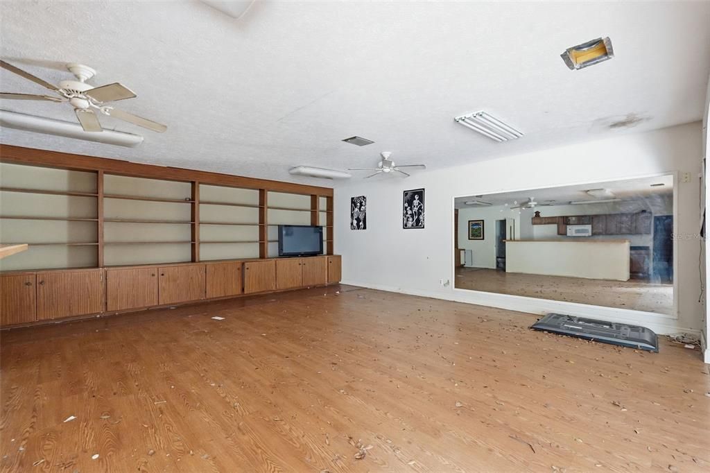 En Venta: $525,000 (2 camas, 1 baños, 1392 Pies cuadrados)