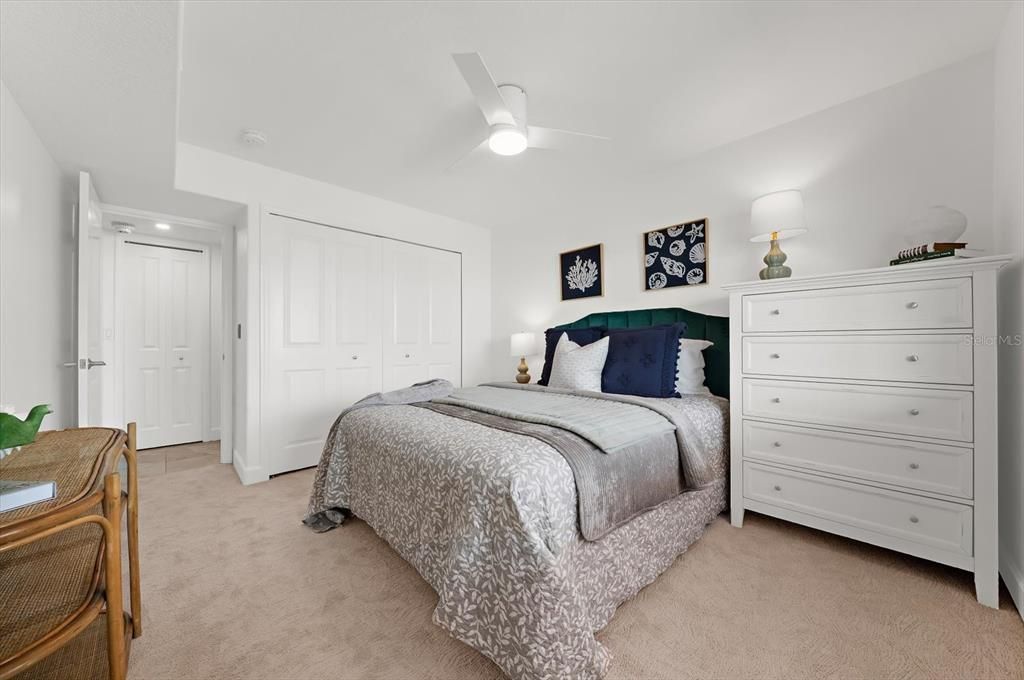 For Sale: $1,600,000 (2 beds, 2 baths, 1179 Square Feet)