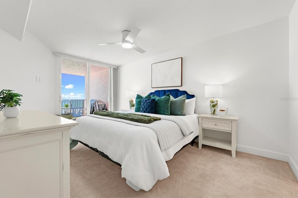 For Sale: $1,600,000 (2 beds, 2 baths, 1179 Square Feet)