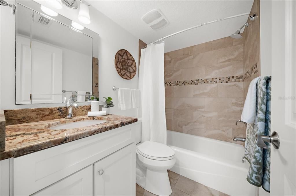 For Sale: $1,600,000 (2 beds, 2 baths, 1179 Square Feet)