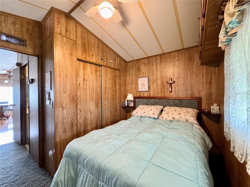 For Sale: $89,000 (1 beds, 1 baths, 408 Square Feet)