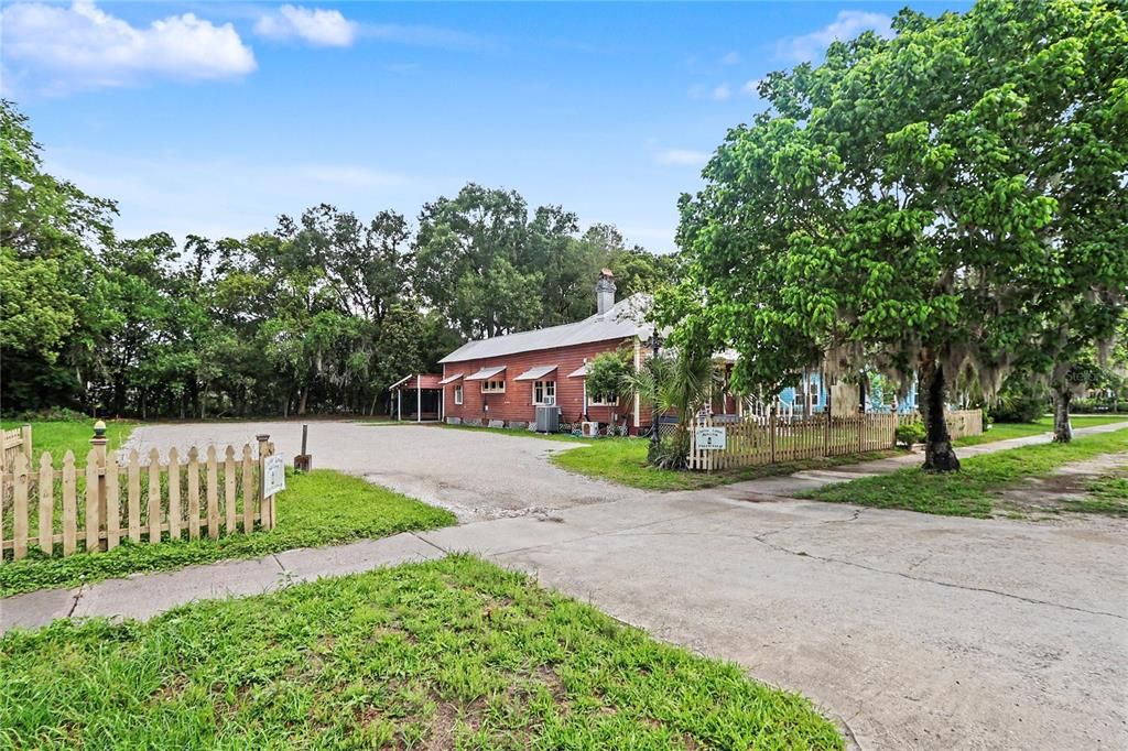 En Venta: $245,000 (0 camas, 0 baños, 1556 Pies cuadrados)