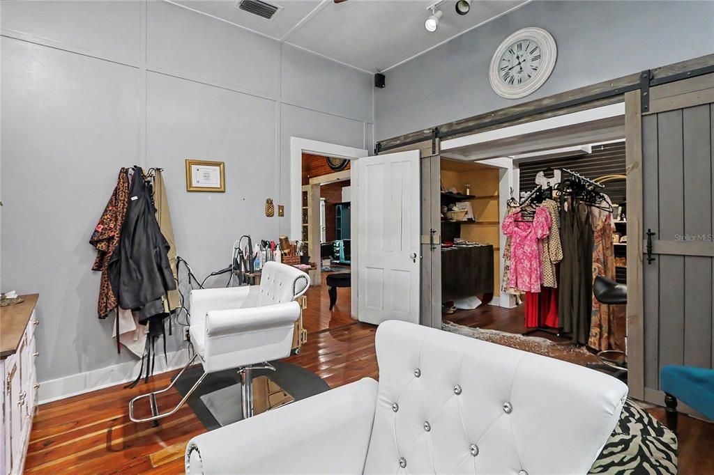 En Venta: $245,000 (0 camas, 0 baños, 1556 Pies cuadrados)