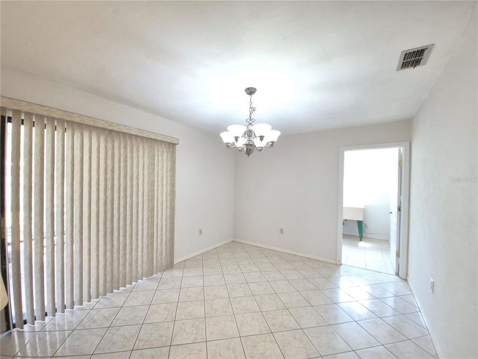 For Sale: $274,000 (3 beds, 2 baths, 1483 Square Feet)