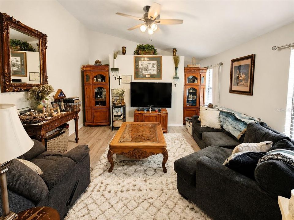 For Sale: $745,000 (4 beds, 2 baths, 2490 Square Feet)