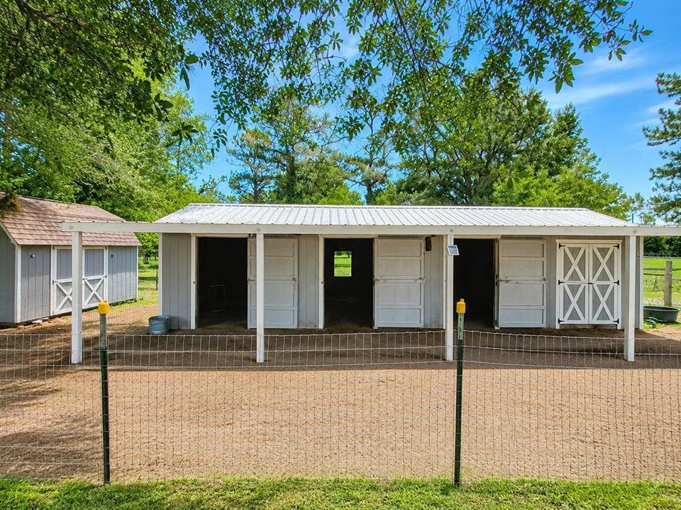 For Sale: $745,000 (4 beds, 2 baths, 2490 Square Feet)