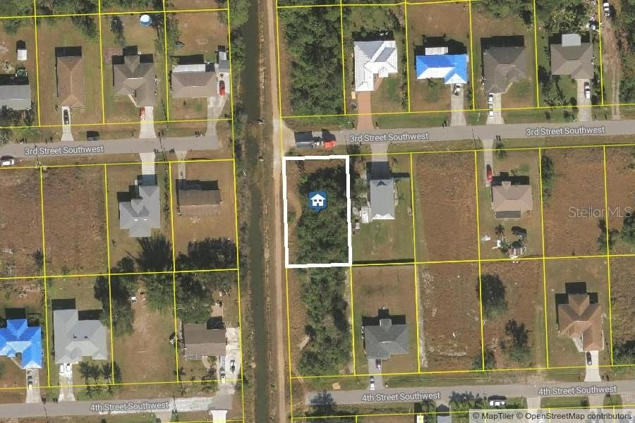 For Sale: $32,000 (0.25 acres)