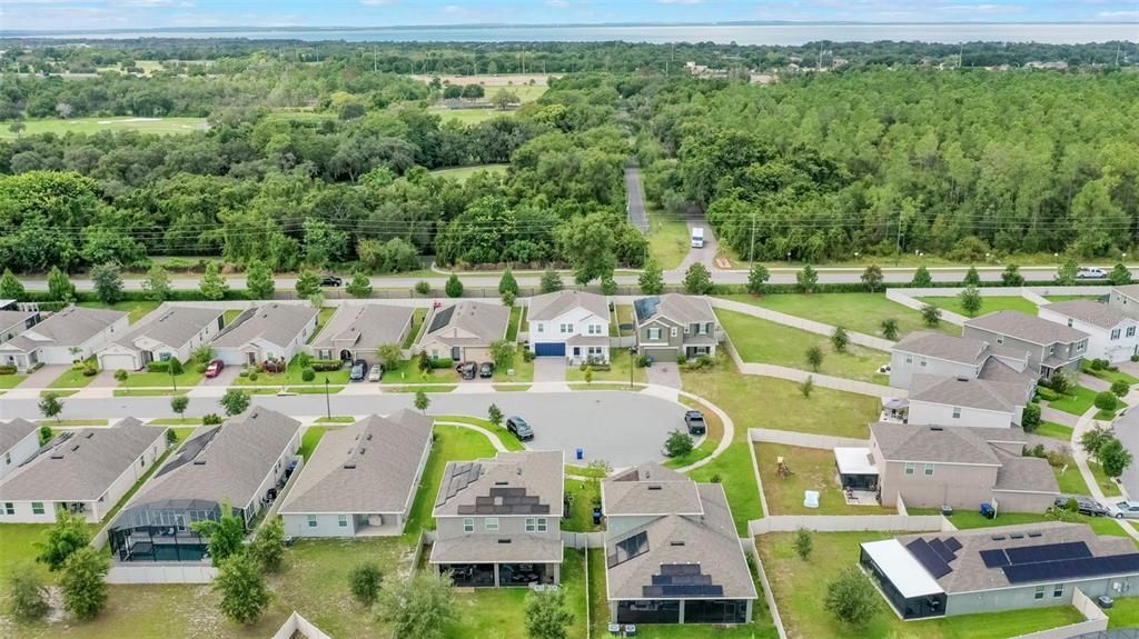 En Venta: $569,999 (4 camas, 2 baños, 2936 Pies cuadrados)