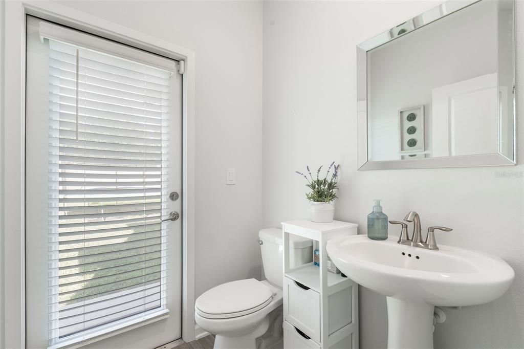 En Venta: $569,999 (4 camas, 2 baños, 2936 Pies cuadrados)