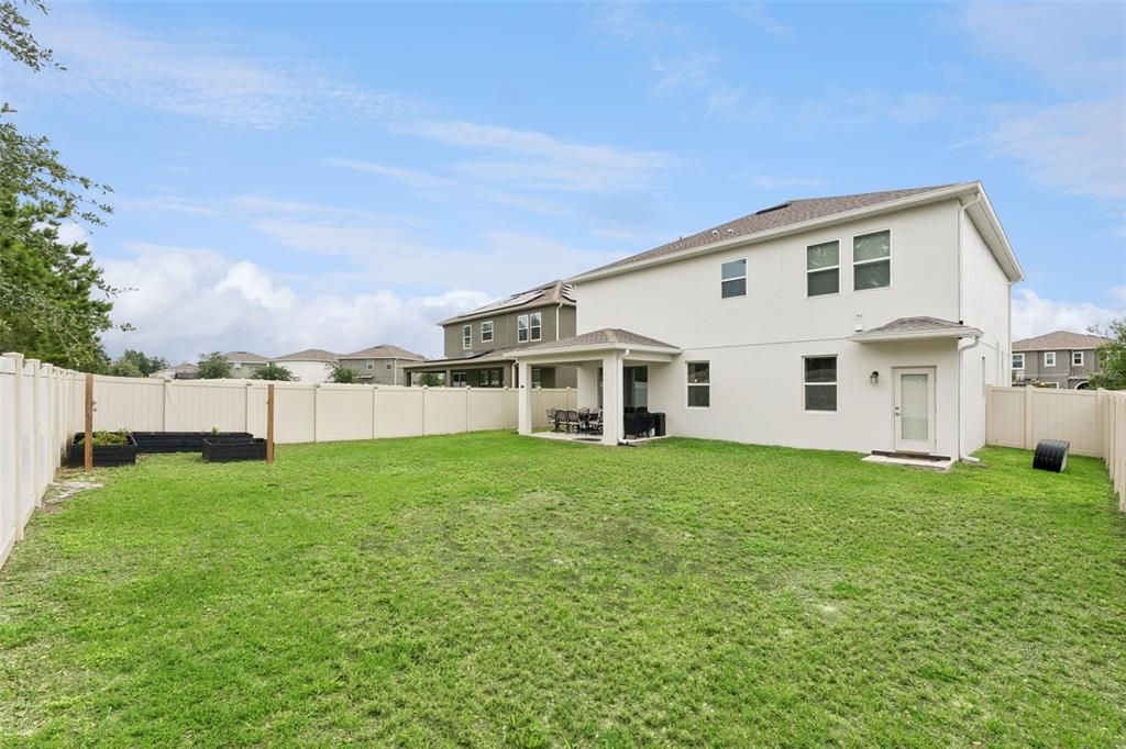 En Venta: $569,999 (4 camas, 2 baños, 2936 Pies cuadrados)
