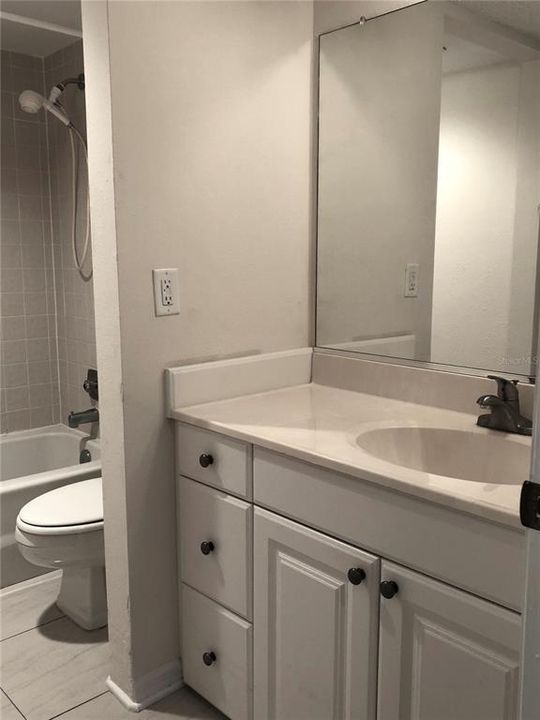For Sale: $417,000 (2 beds, 2 baths, 1255 Square Feet)