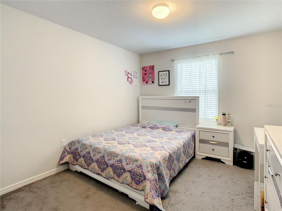 В аренду: $2,800 (5 спален, 3 ванн, 2615 Квадратных фут)