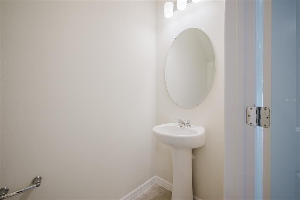 В аренду: $2,400 (3 спален, 2 ванн, 1699 Квадратных фут)