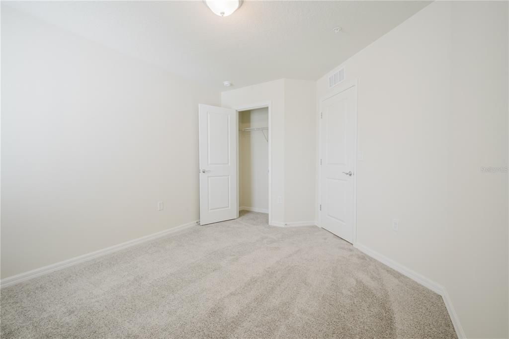 В аренду: $2,400 (3 спален, 2 ванн, 1699 Квадратных фут)