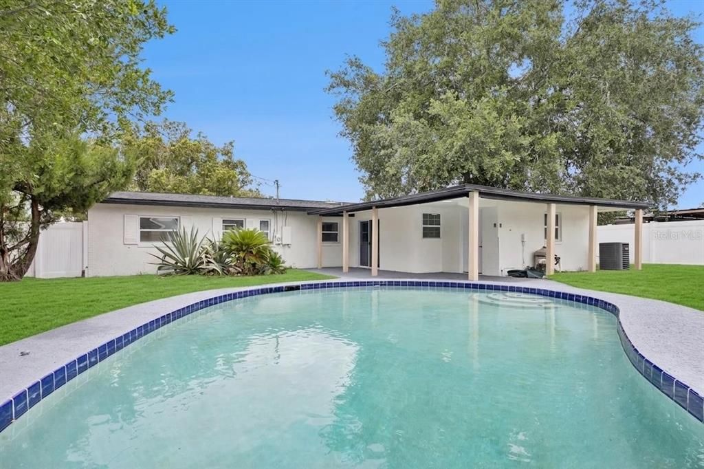 For Sale: $360,000 (3 beds, 2 baths, 1428 Square Feet)