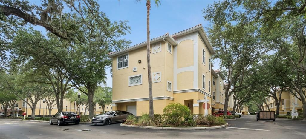 For Sale: $355,000 (4 beds, 2 baths, 1707 Square Feet)