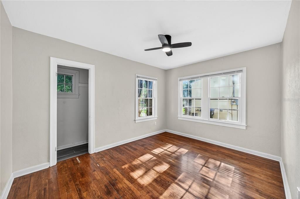 En Venta: $338,000 (2 camas, 1 baños, 797 Pies cuadrados)
