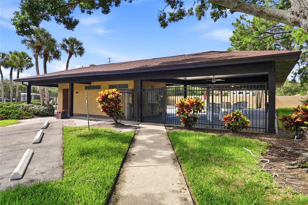 For Sale: $227,000 (2 beds, 2 baths, 1100 Square Feet)