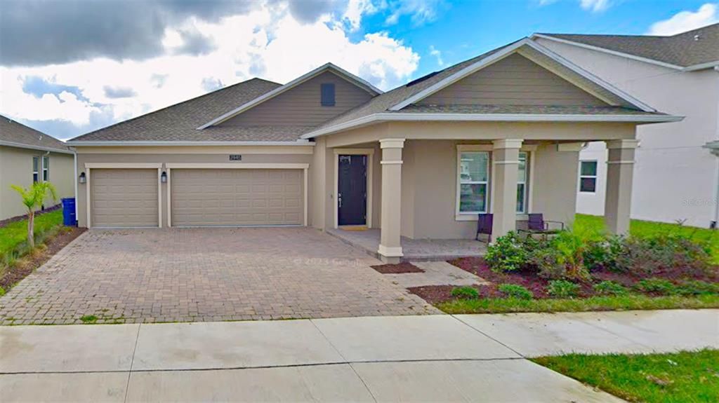 For Rent: $2,400 (4 beds, 3 baths, 2658 Square Feet)