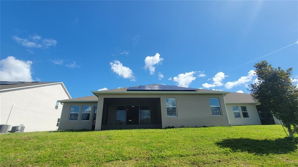 For Rent: $2,400 (4 beds, 3 baths, 2658 Square Feet)