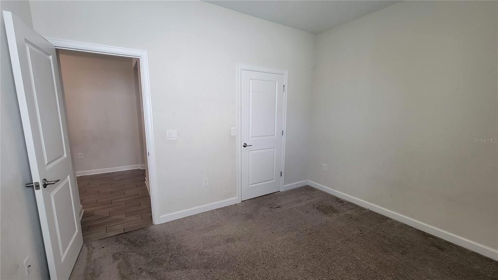 For Rent: $2,400 (4 beds, 3 baths, 2658 Square Feet)
