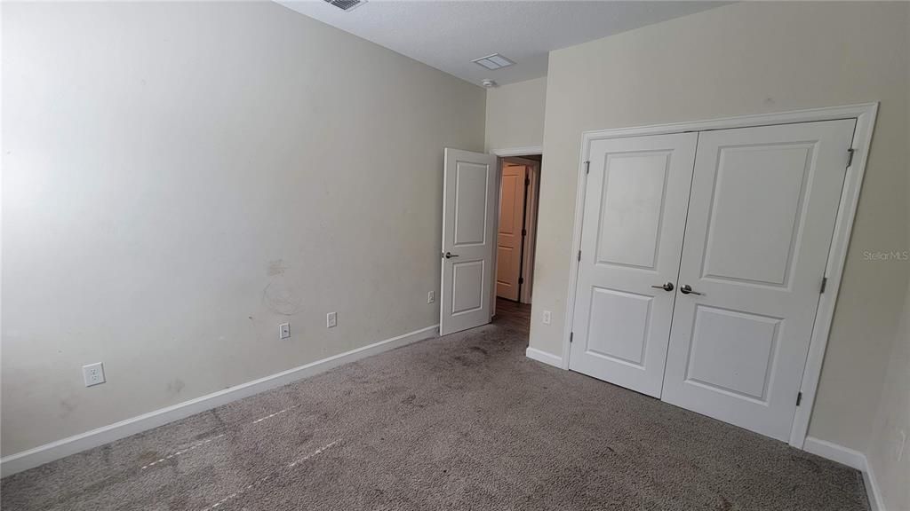 For Rent: $2,400 (4 beds, 3 baths, 2658 Square Feet)