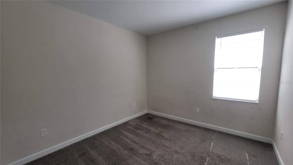 For Rent: $2,400 (4 beds, 3 baths, 2658 Square Feet)