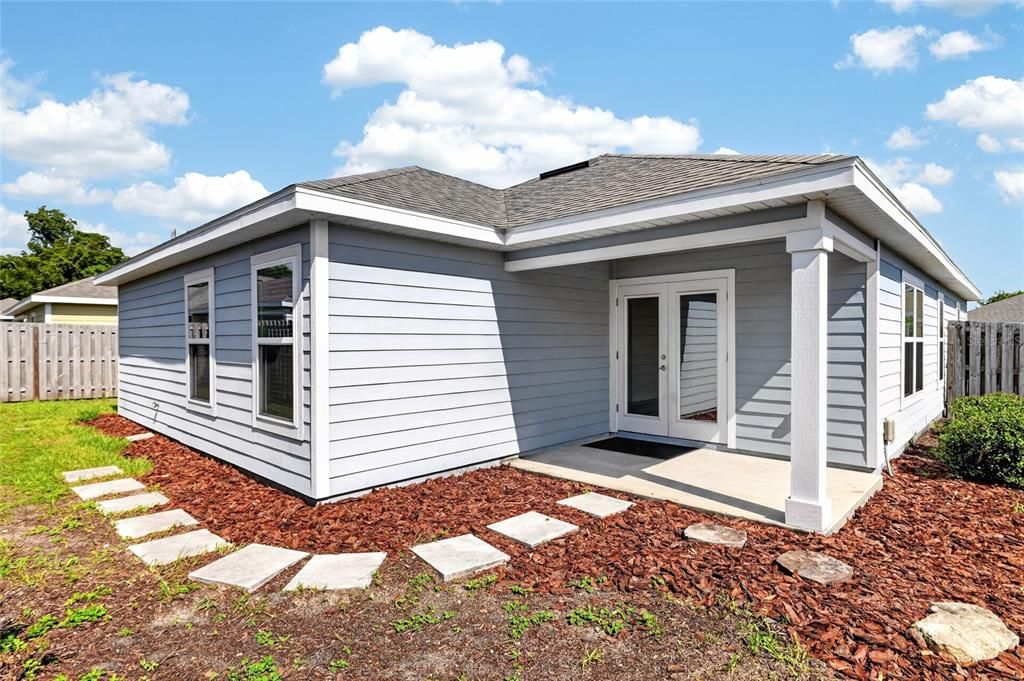 For Sale: $269,000 (3 beds, 2 baths, 1310 Square Feet)