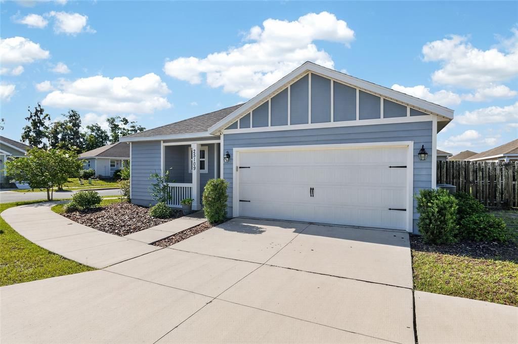 For Sale: $269,000 (3 beds, 2 baths, 1310 Square Feet)