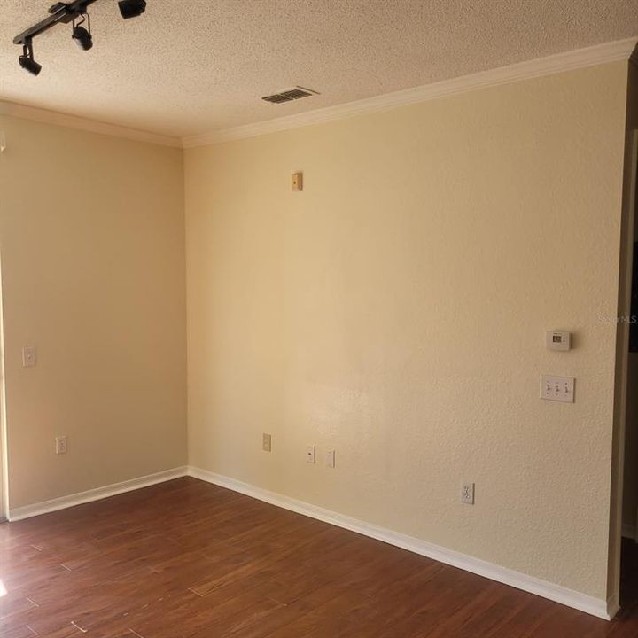 В аренду: $1,550 (2 спален, 2 ванн, 1083 Квадратных фут)