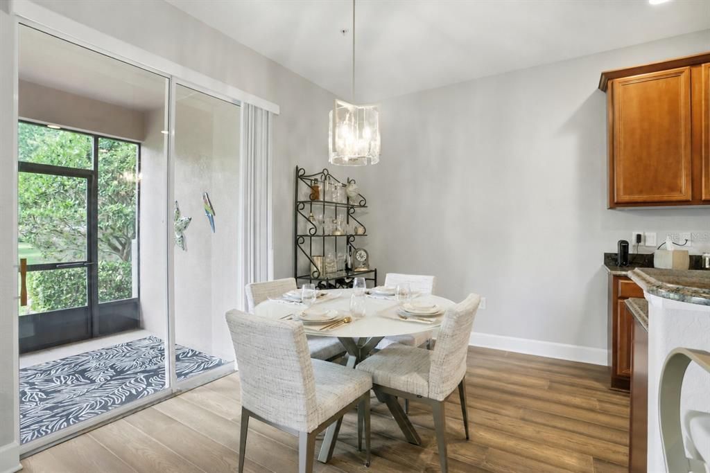 En Venta: $337,000 (3 camas, 2 baños, 2059 Pies cuadrados)