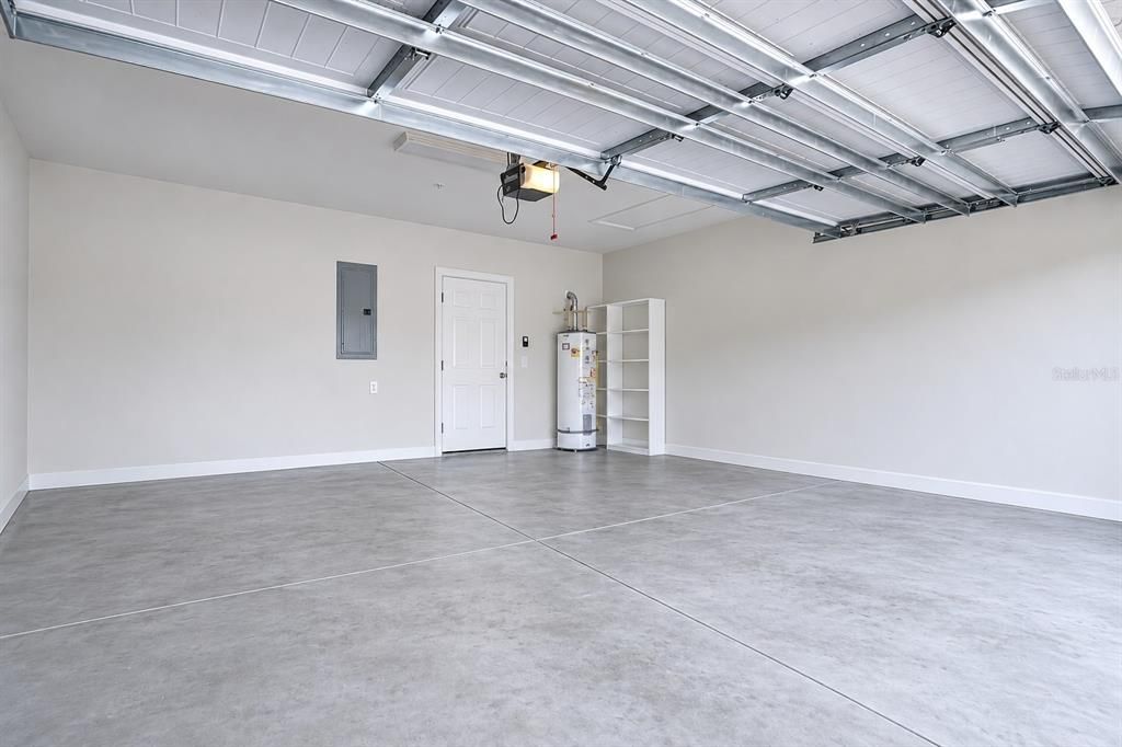 En Venta: $337,000 (3 camas, 2 baños, 2059 Pies cuadrados)