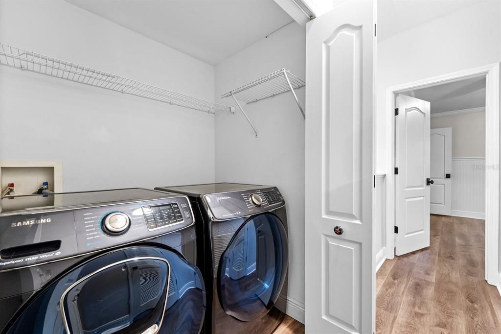 For Sale: $249,900 (2 beds, 2 baths, 1248 Square Feet)