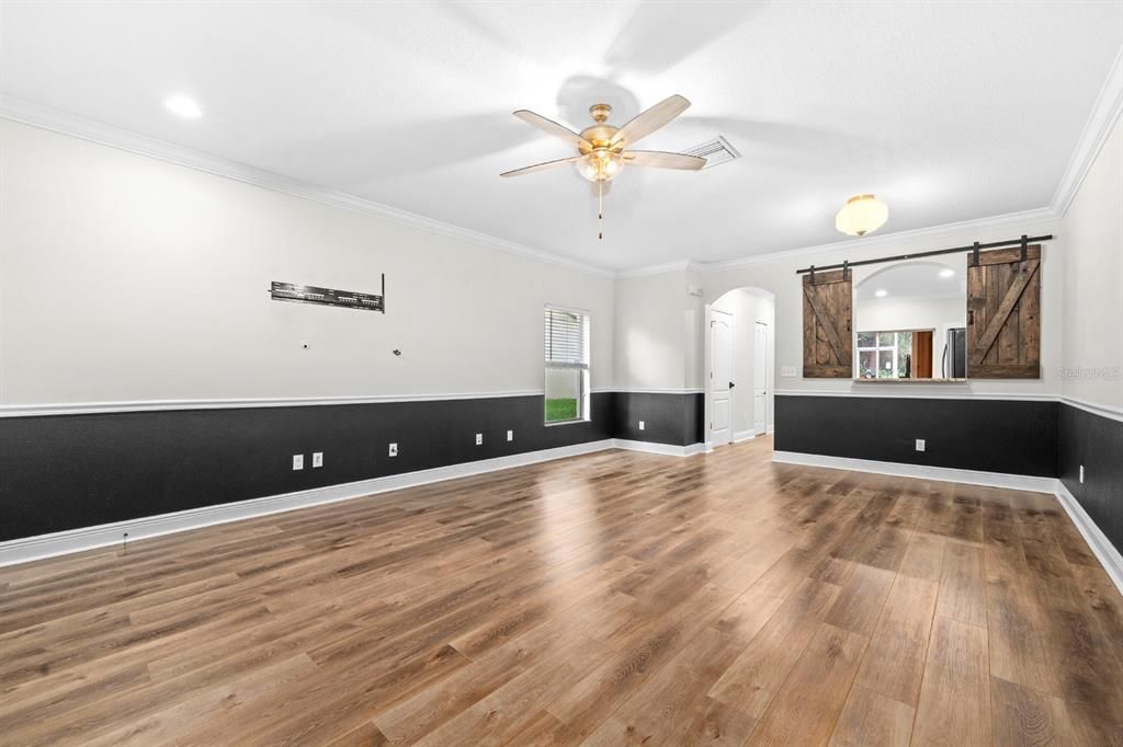 For Sale: $249,900 (2 beds, 2 baths, 1248 Square Feet)