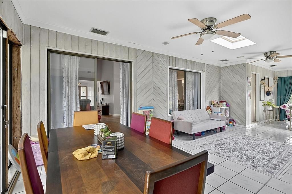 For Sale: $310,000 (3 beds, 2 baths, 2077 Square Feet)