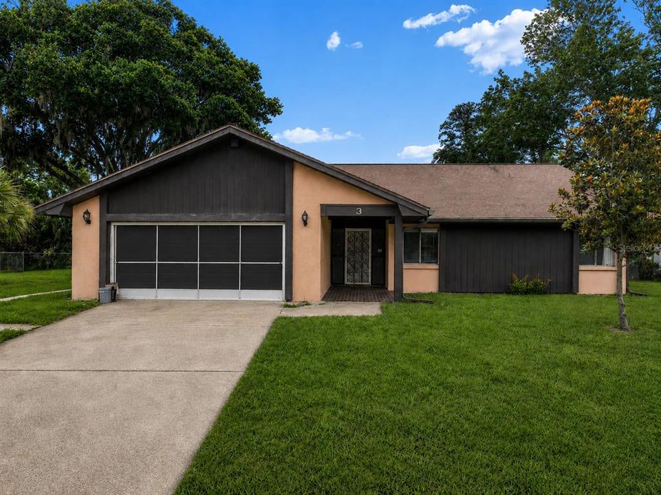 For Sale: $310,000 (3 beds, 2 baths, 2077 Square Feet)