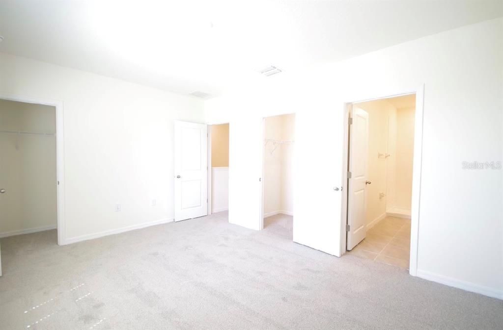 En Renta: $2,300 (3 camas, 2 baños, 1673 Pies cuadrados)