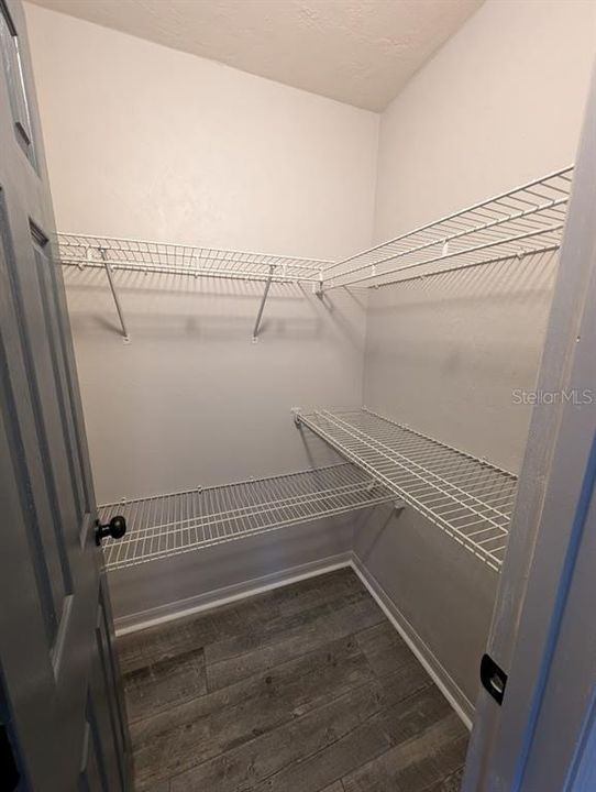 En Venta: $485,000 (4 camas, 2 baños, 2418 Pies cuadrados)