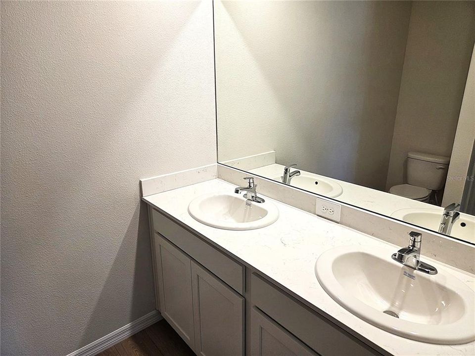 En Renta: $2,350 (3 camas, 2 baños, 1504 Pies cuadrados)