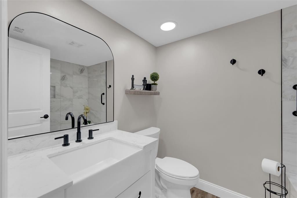 В аренду: $4,500 (2 спален, 2 ванн, 1050 Квадратных фут)