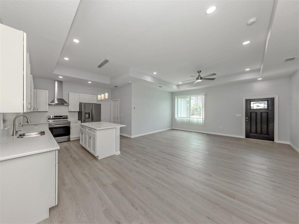 En Venta: $365,000 (3 camas, 2 baños, 1499 Pies cuadrados)