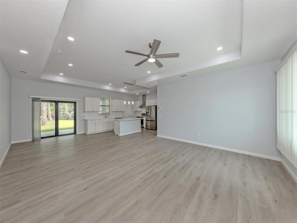 En Venta: $365,000 (3 camas, 2 baños, 1499 Pies cuadrados)