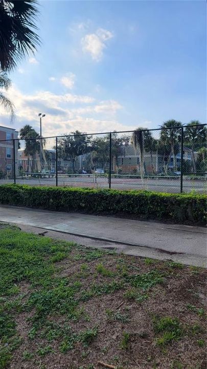 For Rent: $1,750 (3 beds, 2 baths, 1348 Square Feet)
