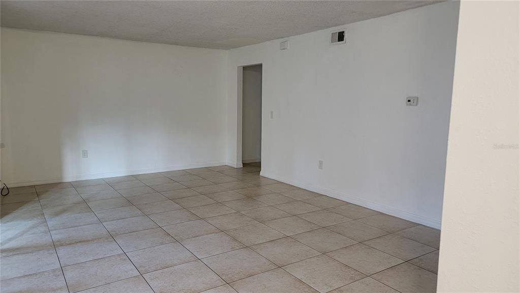 For Rent: $1,750 (3 beds, 2 baths, 1348 Square Feet)