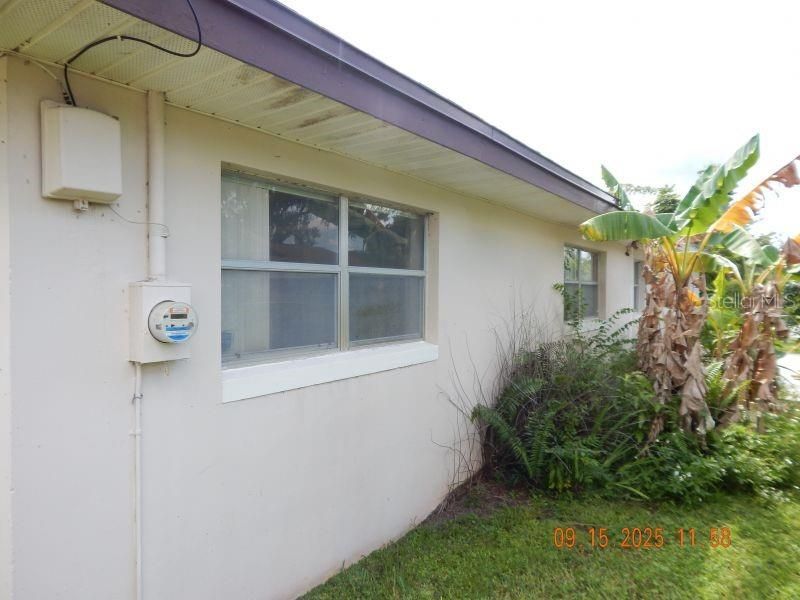 Activo con contrato: $139,900 (4 camas, 2 baños, 2239 Pies cuadrados)