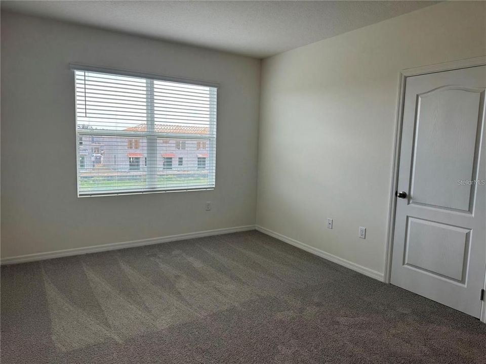 В аренду: $2,750 (5 спален, 3 ванн, 2700 Квадратных фут)