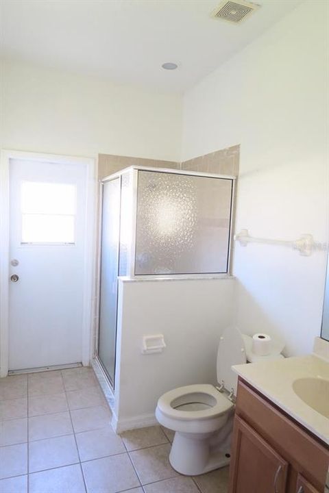 В аренду: $2,195 (4 спален, 3 ванн, 2221 Квадратных фут)