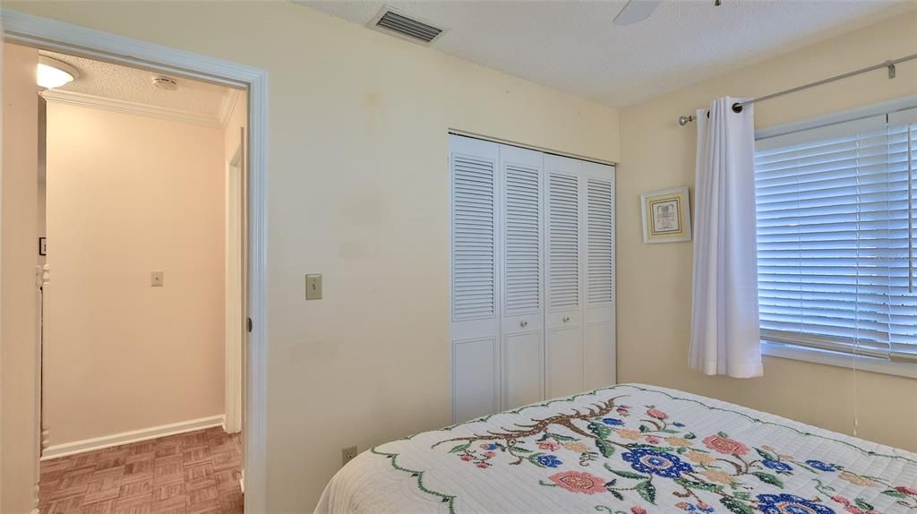 For Sale: $365,000 (3 beds, 2 baths, 1593 Square Feet)