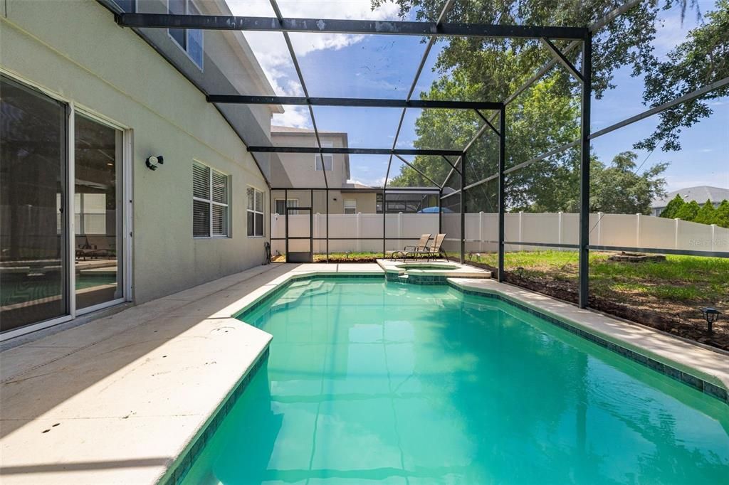 For Sale: $479,000 (4 beds, 3 baths, 2571 Square Feet)